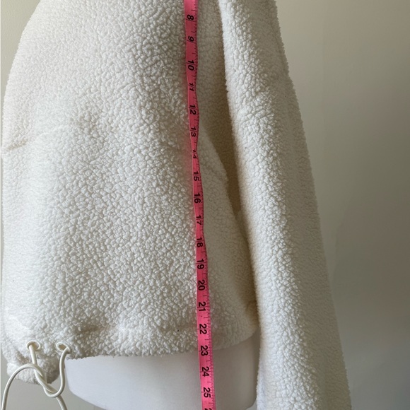 Old Navy Sherpa Cropped Pullover | Drawstring Hem | Cozy Fleece | Size S - Picture 9 of 10